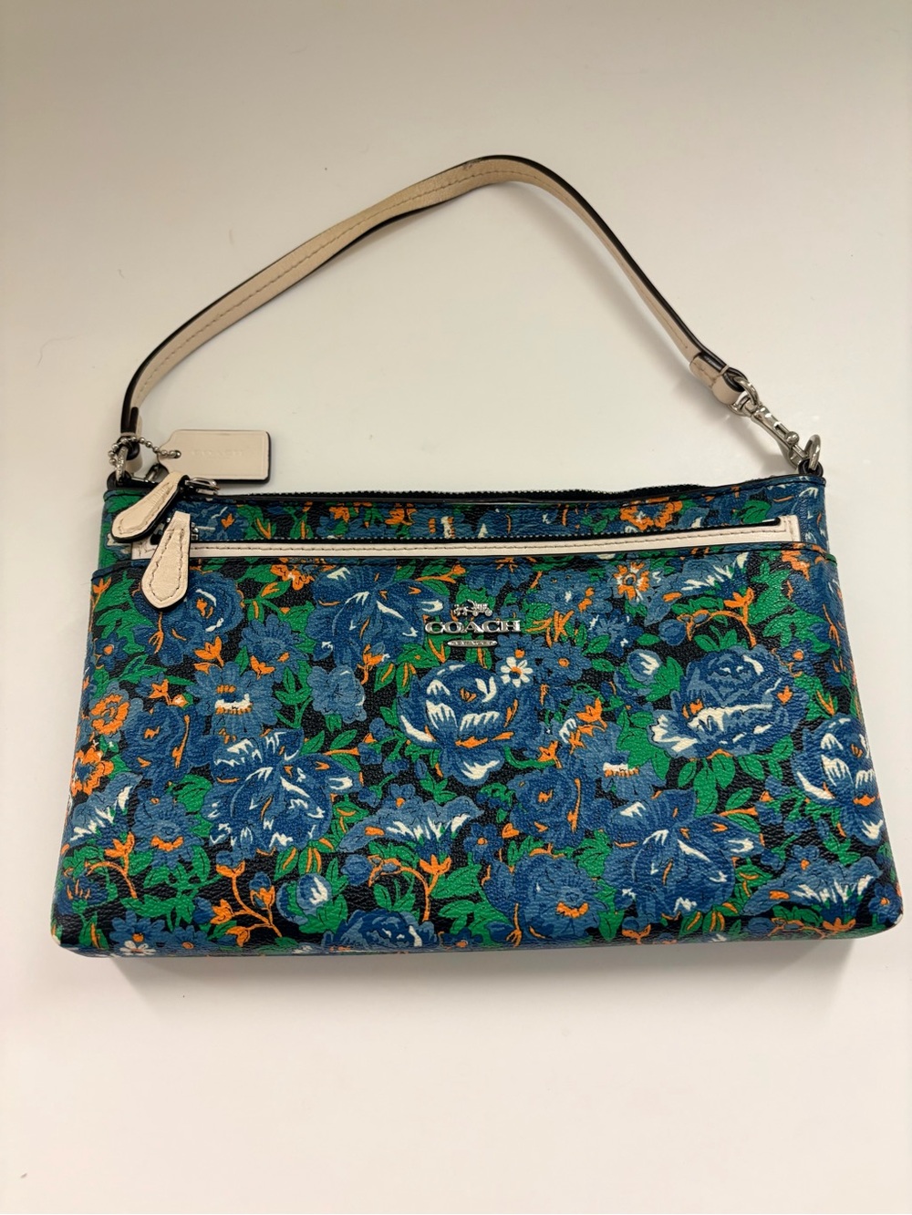 Coach 2 in 1 Pop Pouch Wristlet Set in Rose Meadow Print